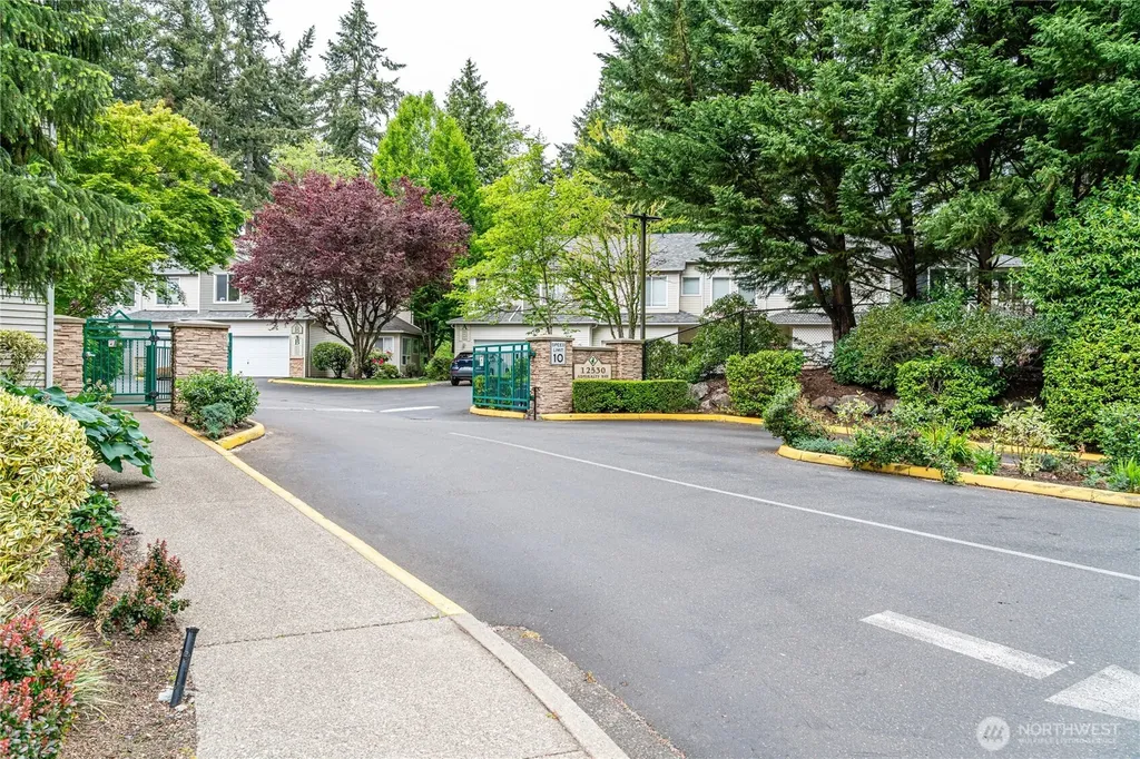 12530 Admiralty Way Everett WA 98204