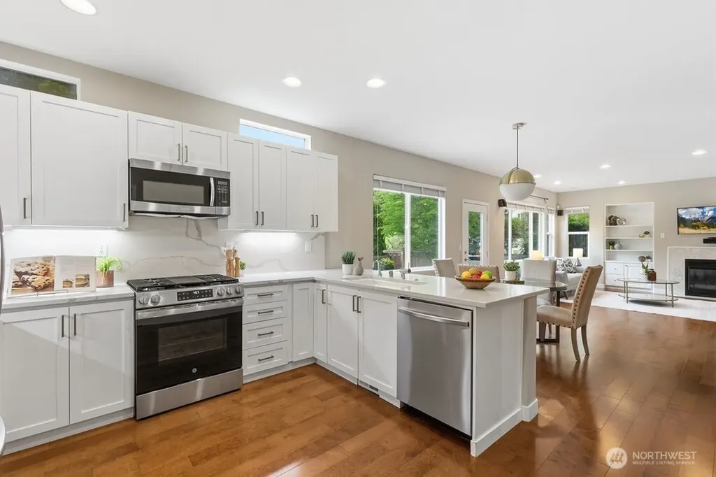 23977 SE 10th Street Sammamish WA 98075