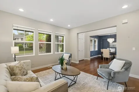 23977 SE 10th Street Sammamish WA 98075