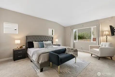 23977 SE 10th Street Sammamish WA 98075