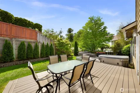 23977 SE 10th Street Sammamish WA 98075