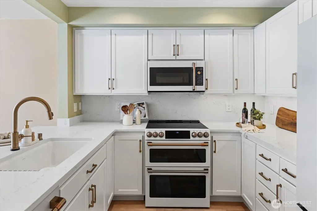 225 4th Avenue Kirkland WA 98033