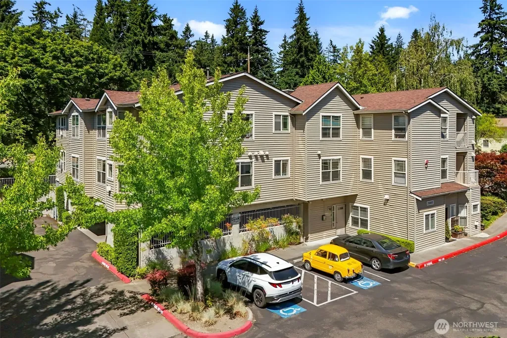 20800 72nd Avenue W Edmonds WA 98026