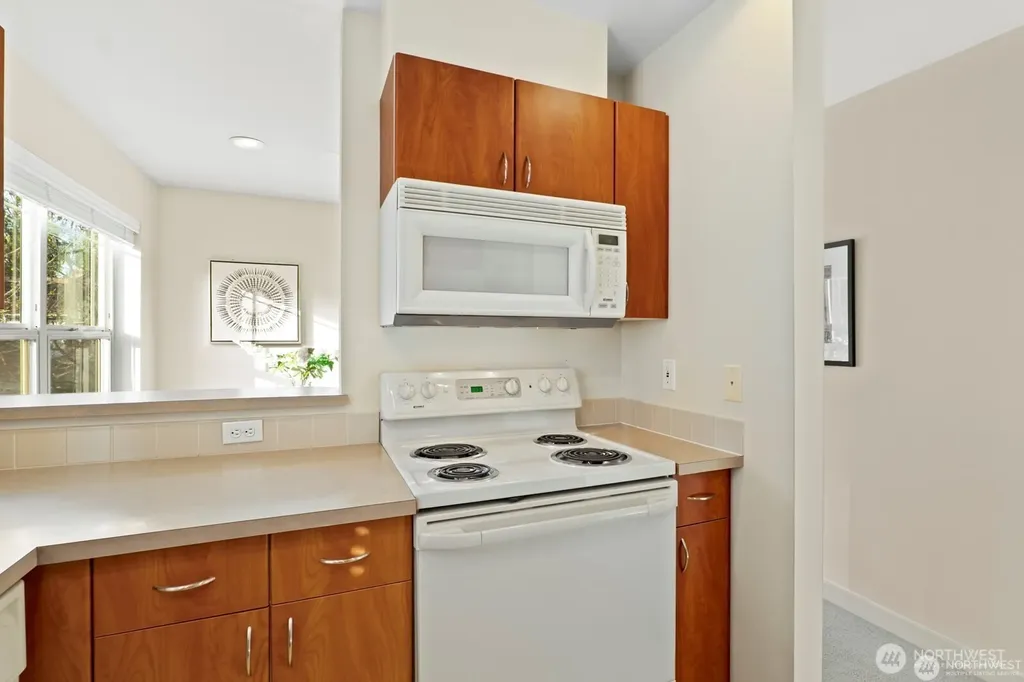 20800 72nd Avenue W Edmonds WA 98026