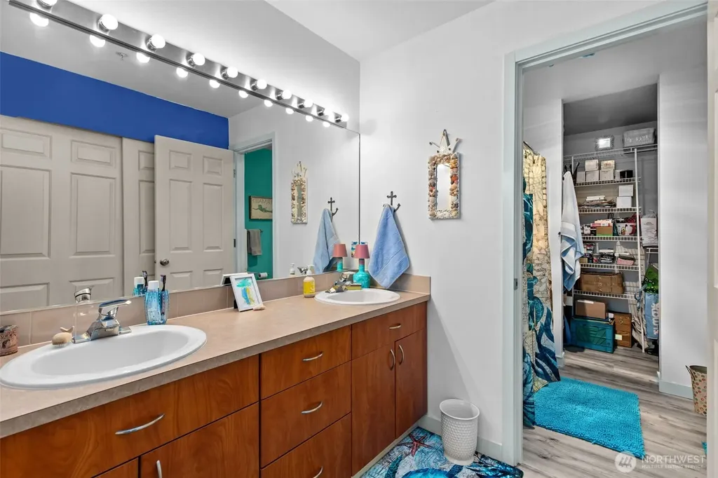 20800 72nd Avenue W Edmonds WA 98026