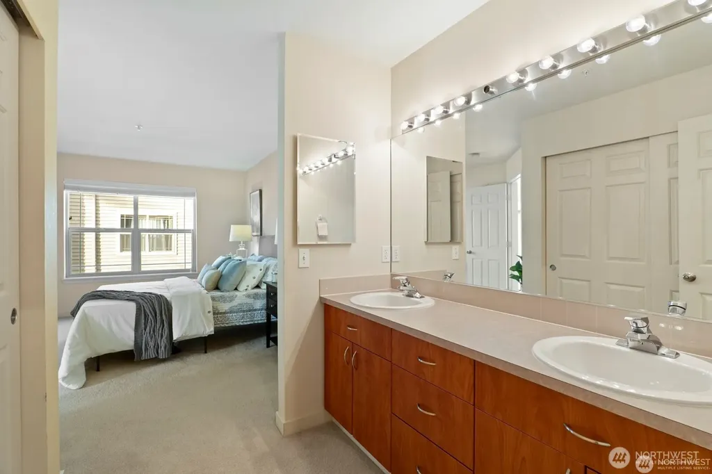 20800 72nd Avenue W Edmonds WA 98026