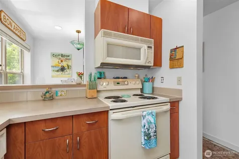 20800 72nd Avenue W Edmonds WA 98026