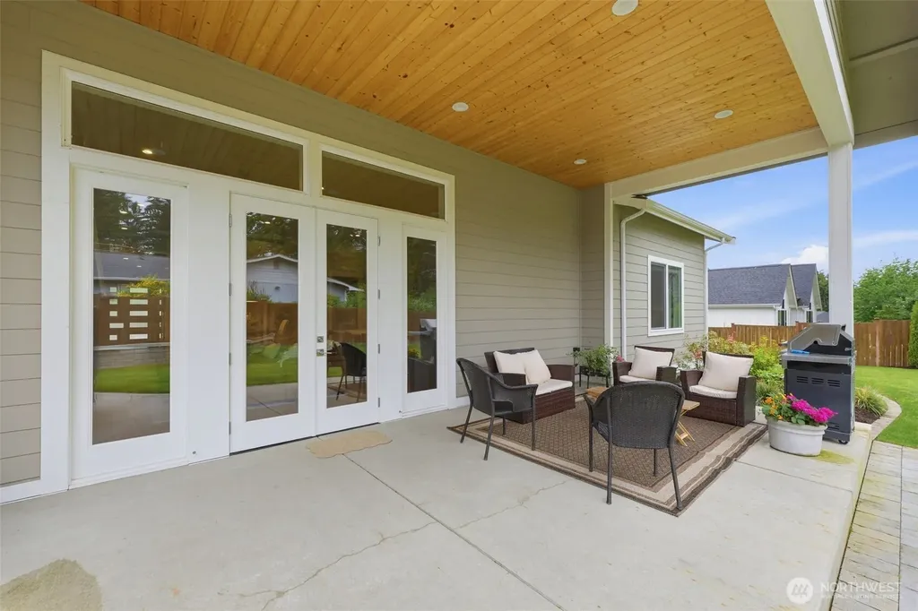 6105 132nd Street Ct NW Gig Harbor WA 98332