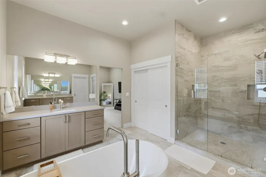 6105 132nd Street Ct NW Gig Harbor WA 98332