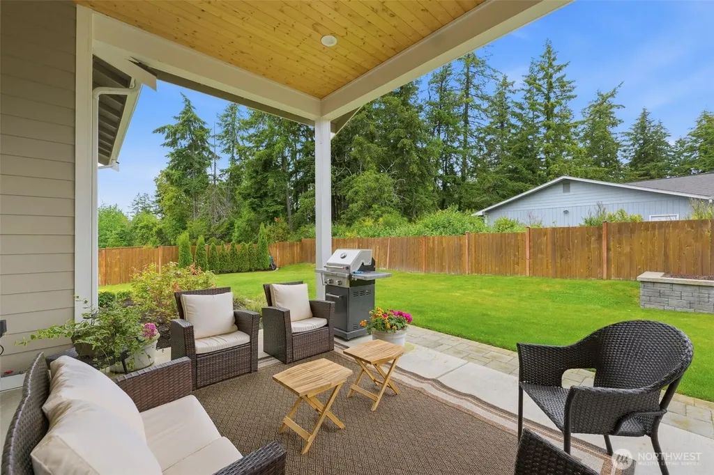 6105 132nd Street Ct NW Gig Harbor WA 98332