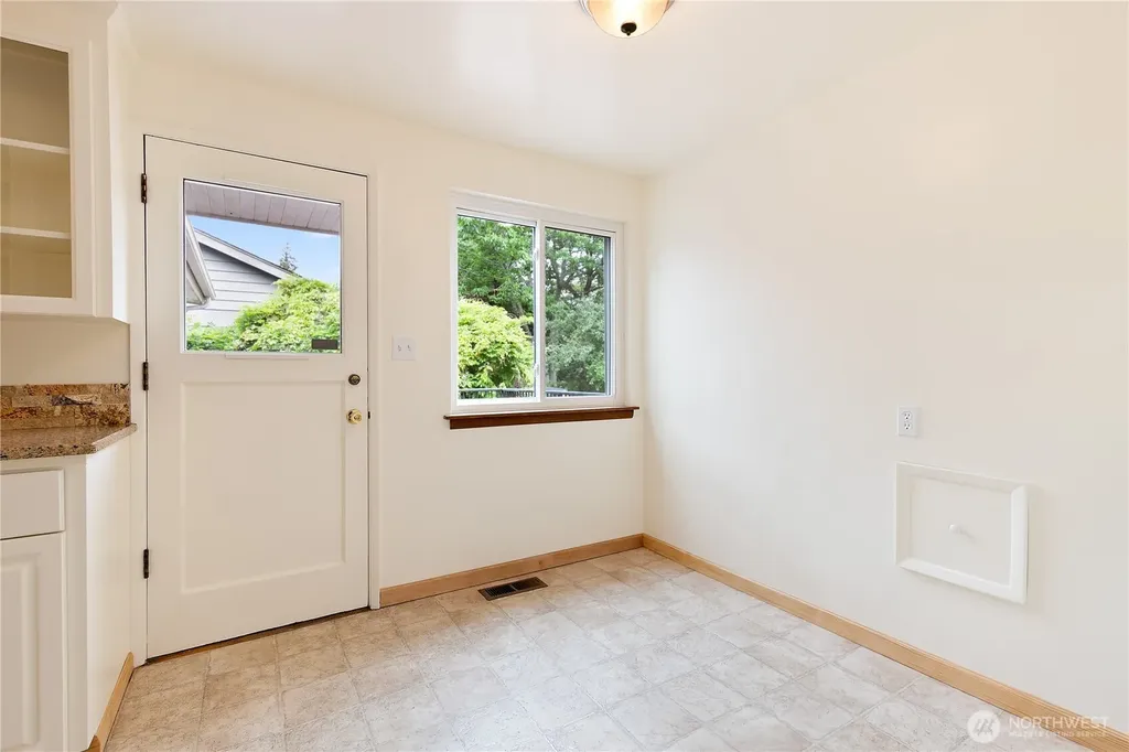 3536 NE 94th Street Seattle WA 98115