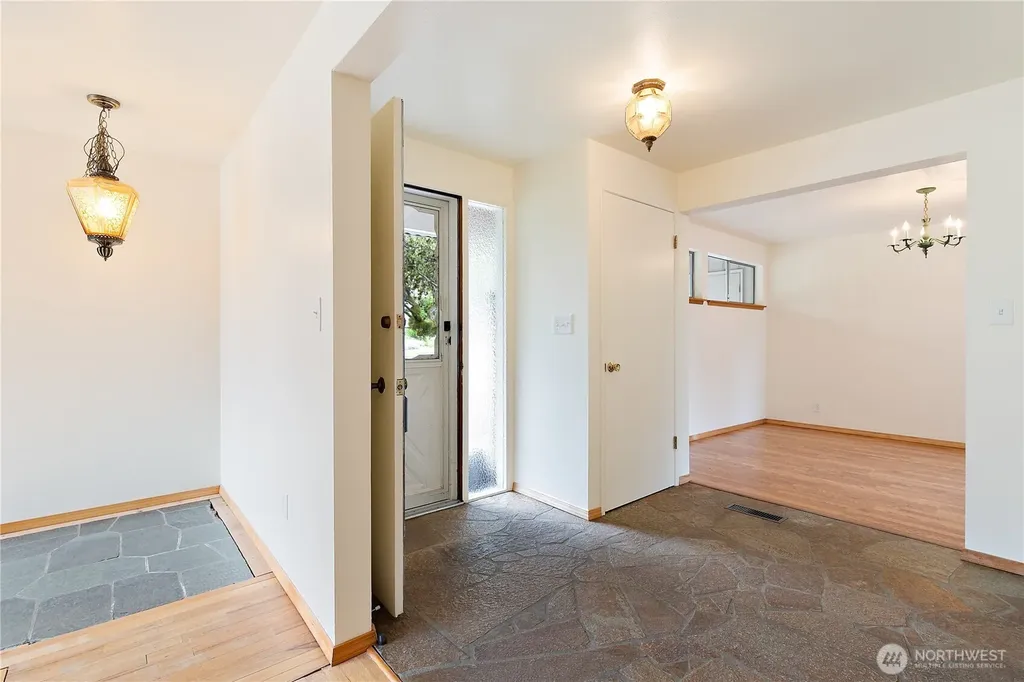 3536 NE 94th Street Seattle WA 98115