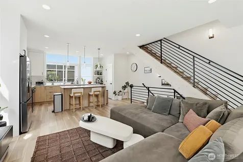 902 N 86th Street Seattle WA 98103