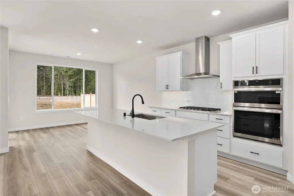 3946 Flat Top Drive Bremerton WA 98312