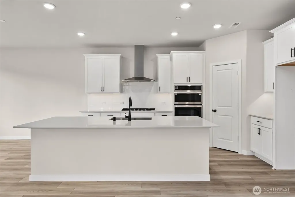 3946 Flat Top Drive Bremerton WA 98312