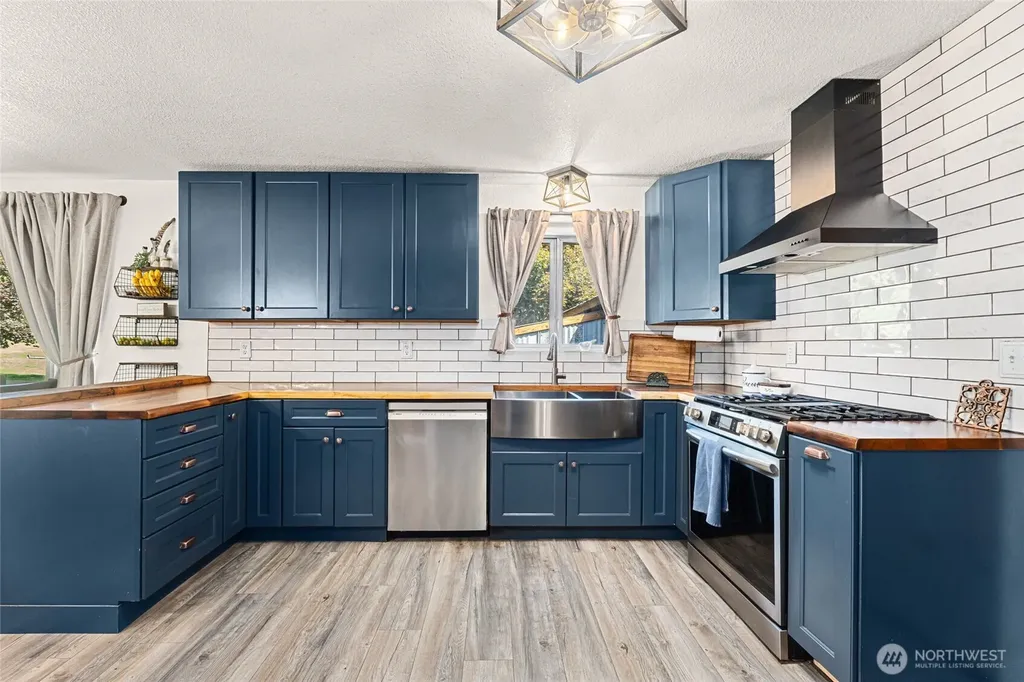 3296 Silver Creek Road Inchelium WA 99138