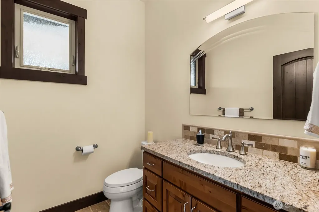 136 Waterview Drive Chelan WA 98816