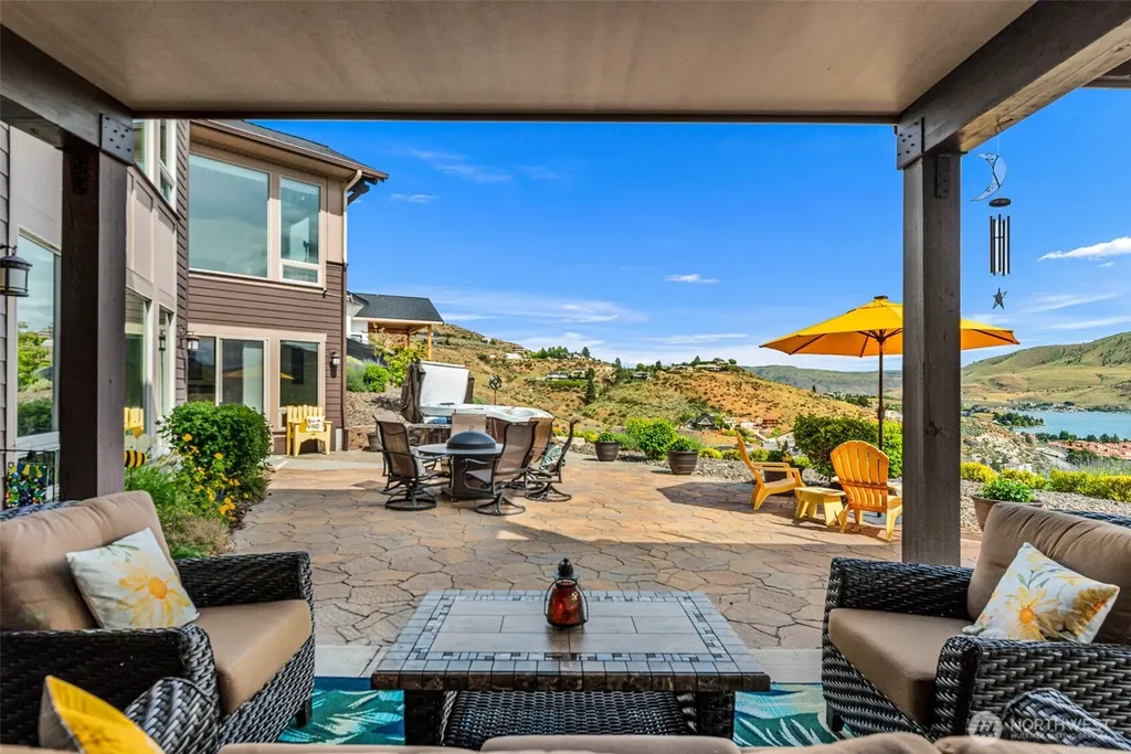 136 Waterview Drive Chelan WA 98816