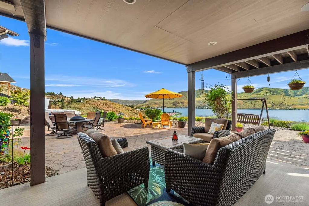 136 Waterview Drive Chelan WA 98816