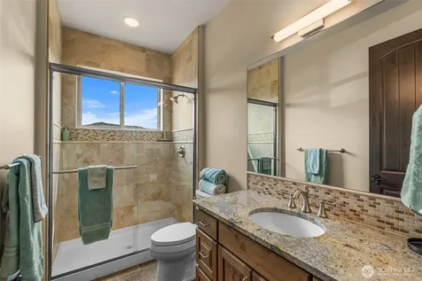 136 Waterview Drive Chelan WA 98816
