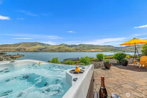 136 Waterview Drive Chelan WA 98816