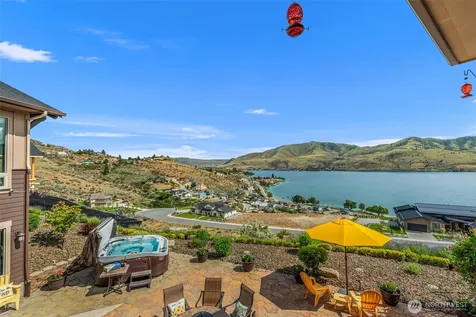 136 Waterview Drive Chelan WA 98816