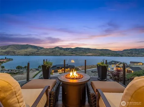 136 Waterview Drive Chelan WA 98816