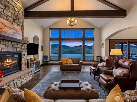 136 Waterview Drive Chelan WA 98816