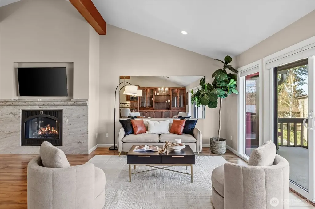 17434 NE 40th Place Redmond WA 98052