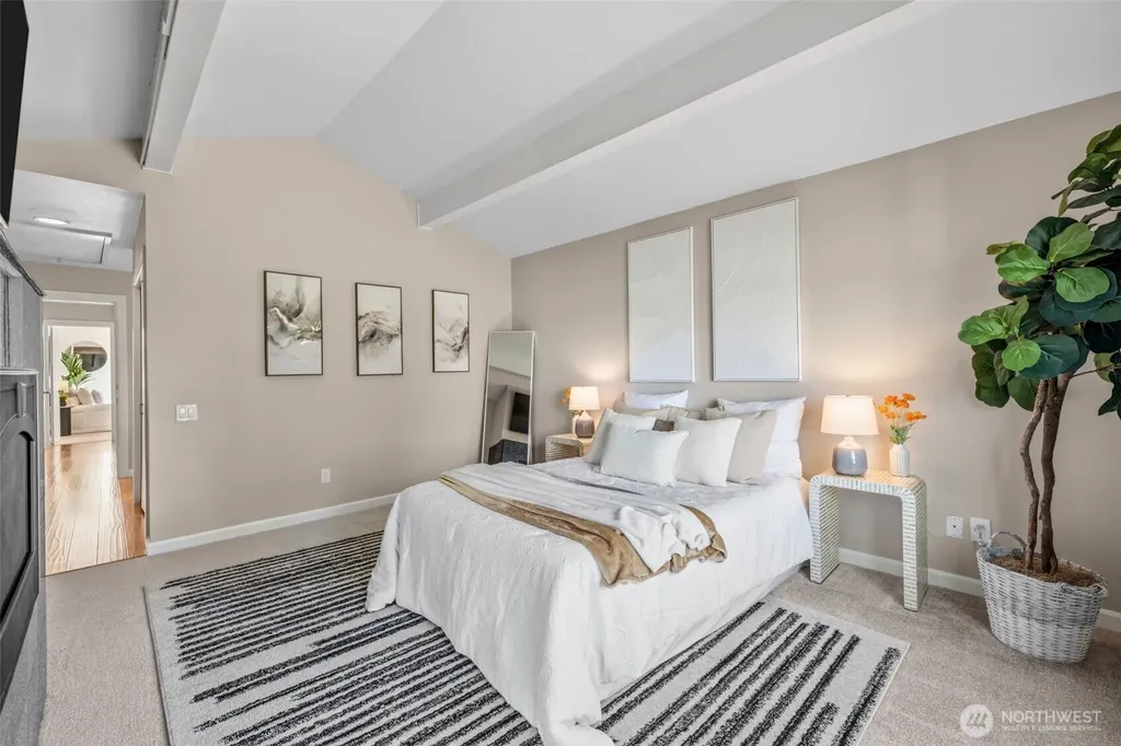 17434 NE 40th Place Redmond WA 98052