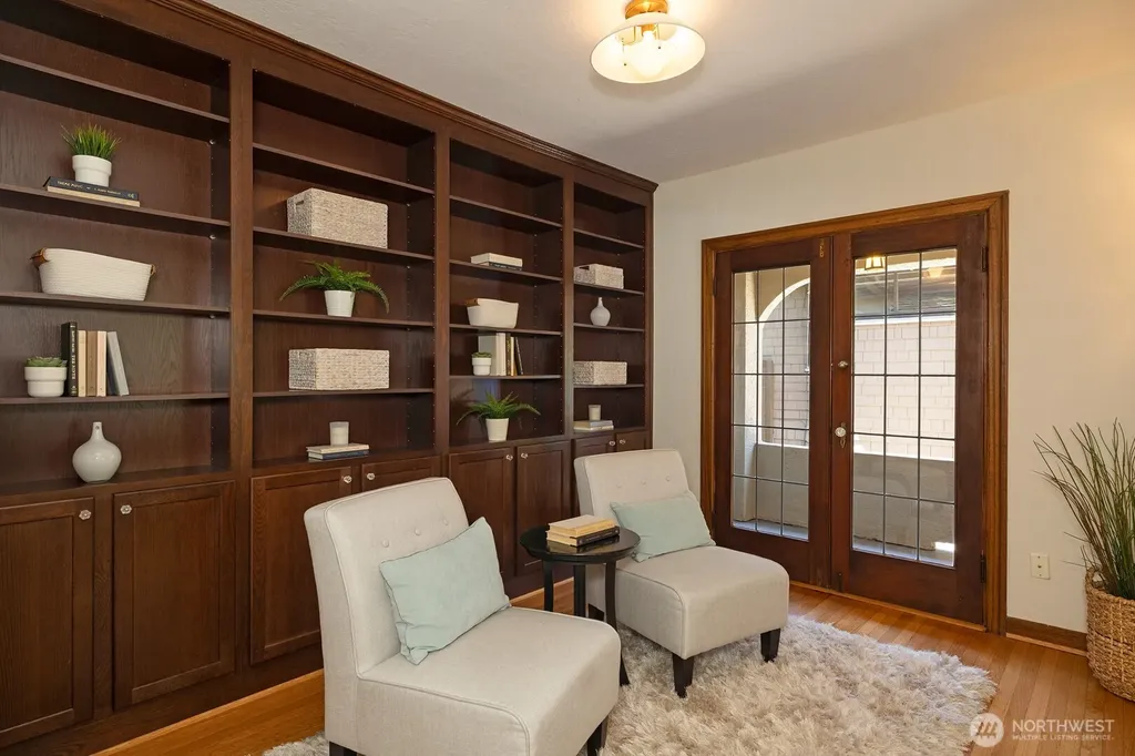 1423 N 47th Street Seattle WA 98103