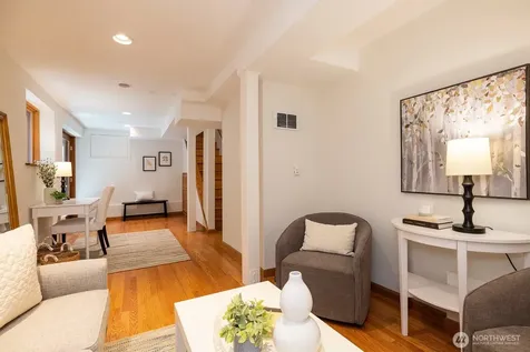 1423 N 47th Street Seattle WA 98103