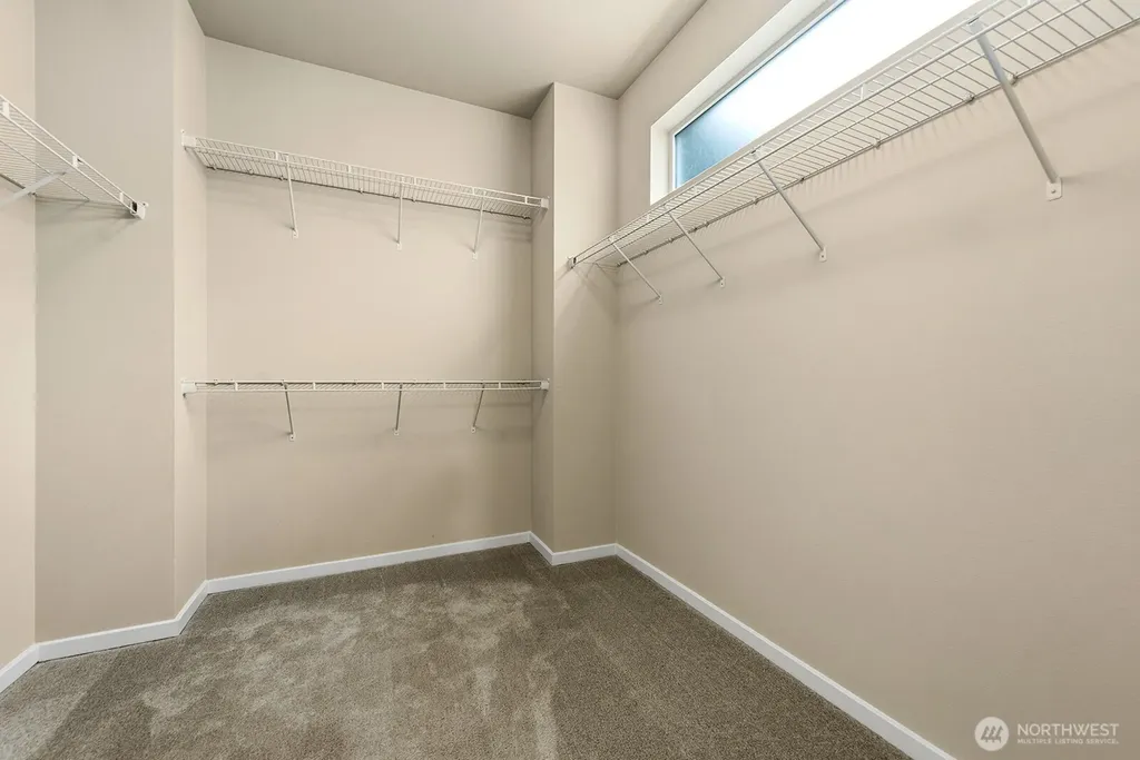 10521 SE 277th Place Kent WA 98030