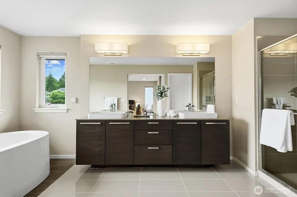 10521 SE 277th Place Kent WA 98030