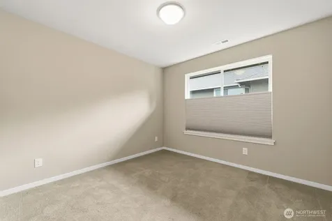 10521 SE 277th Place Kent WA 98030