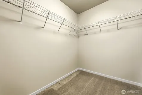 10521 SE 277th Place Kent WA 98030