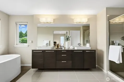 10521 SE 277th Place Kent WA 98030