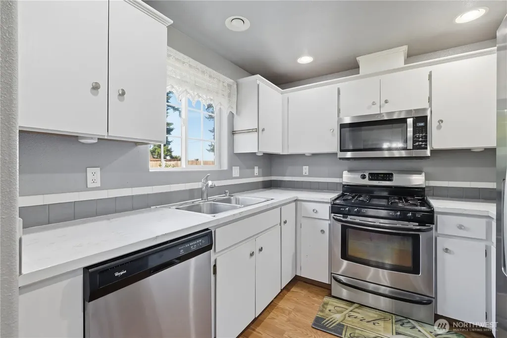 15942 SE Quail Meadows Court SE Yelm WA 98597