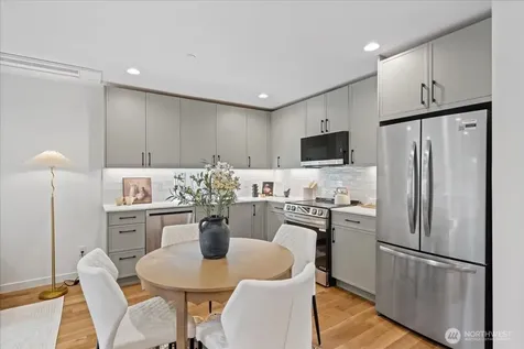 4120 Burke Avenue N Seattle WA 98103