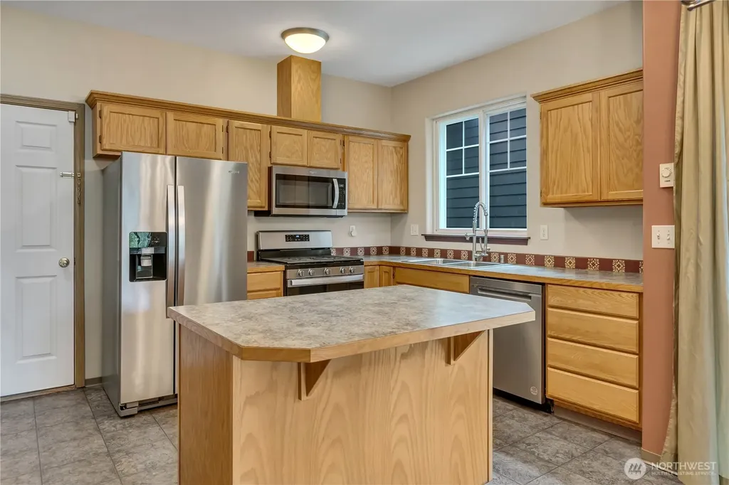 15312 14th Avenue W Lynnwood WA 98087