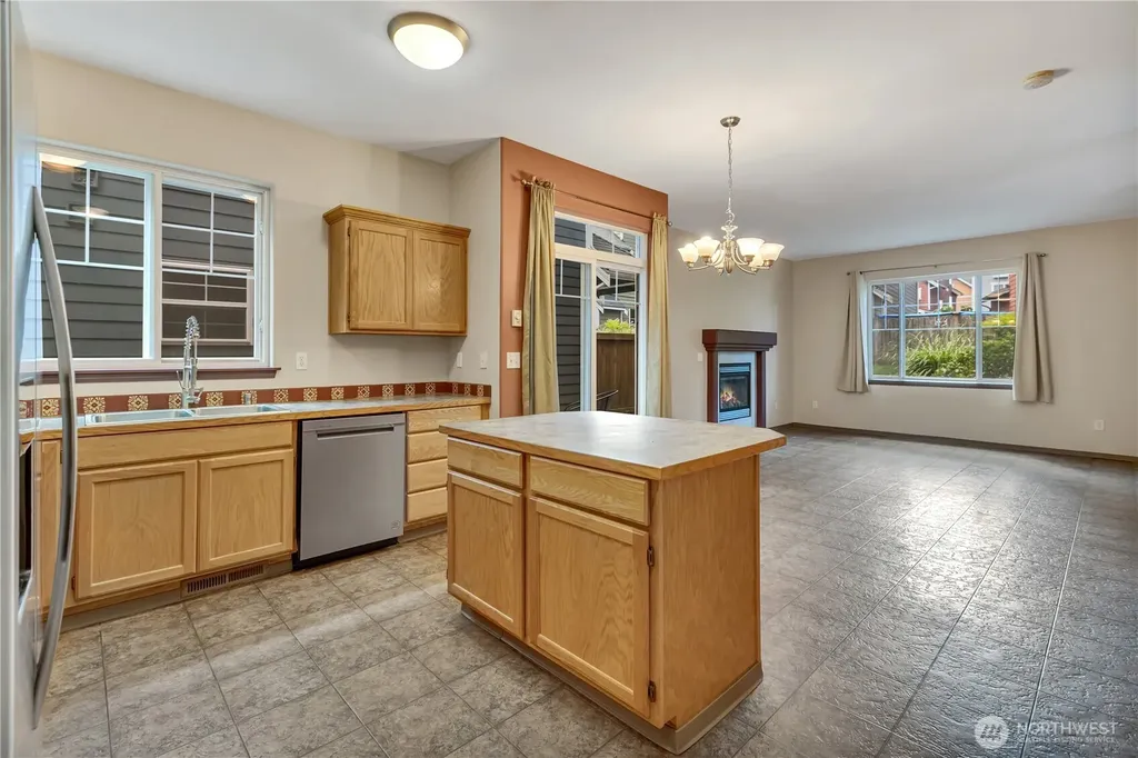 15312 14th Avenue W Lynnwood WA 98087