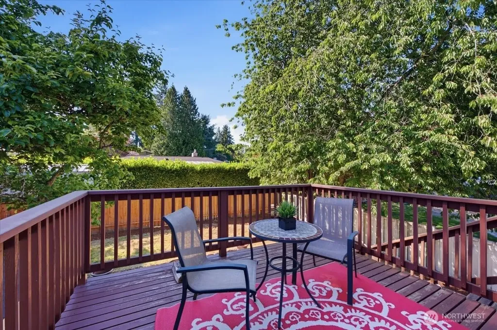 1801 Anacortes Avenue NE Renton WA 98059
