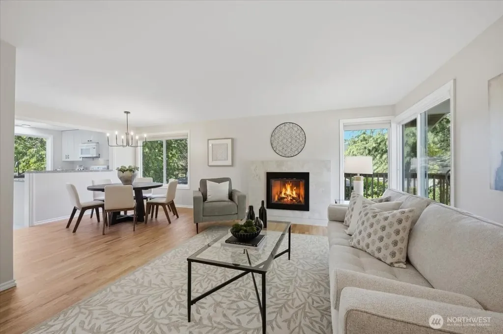 1801 Anacortes Avenue NE Renton WA 98059
