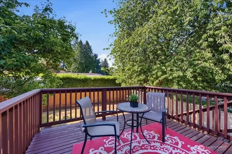 1801 Anacortes Avenue NE Renton WA 98059