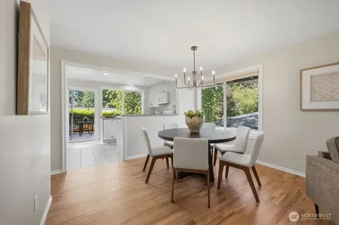 1801 Anacortes Avenue NE Renton WA 98059