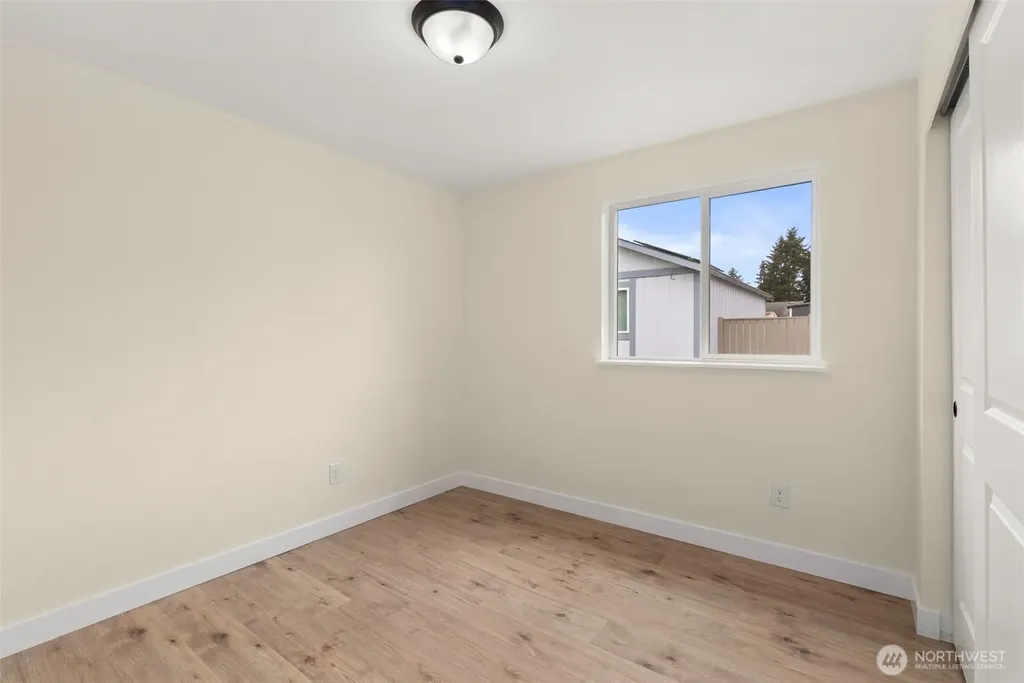 910 Schonberg Lane SE Olympia WA 98513
