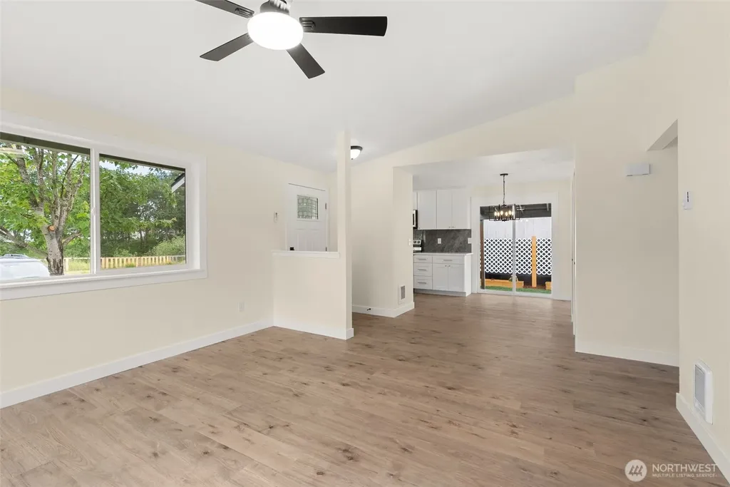 910 Schonberg Lane SE Olympia WA 98513