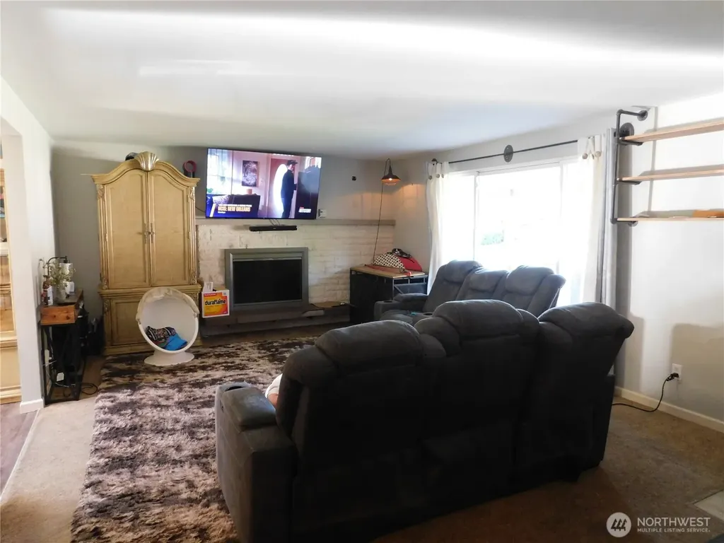 13408 103rd Avenue E Puyallup WA 98374