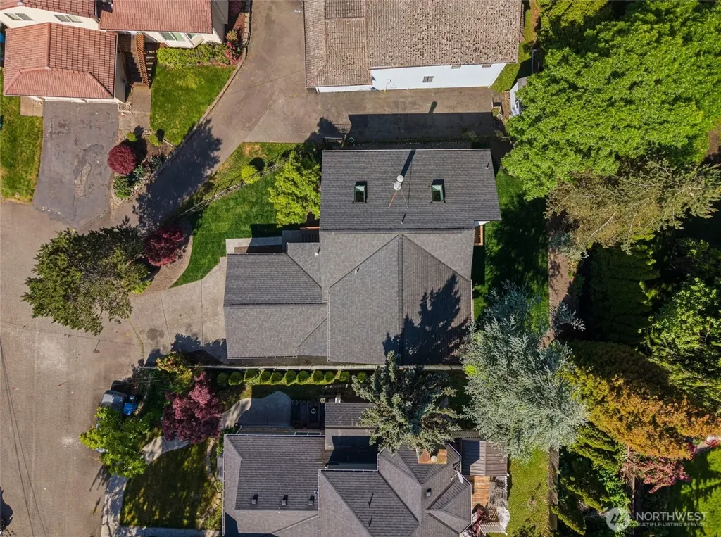 1116 NE 150th Court Shoreline WA 98155