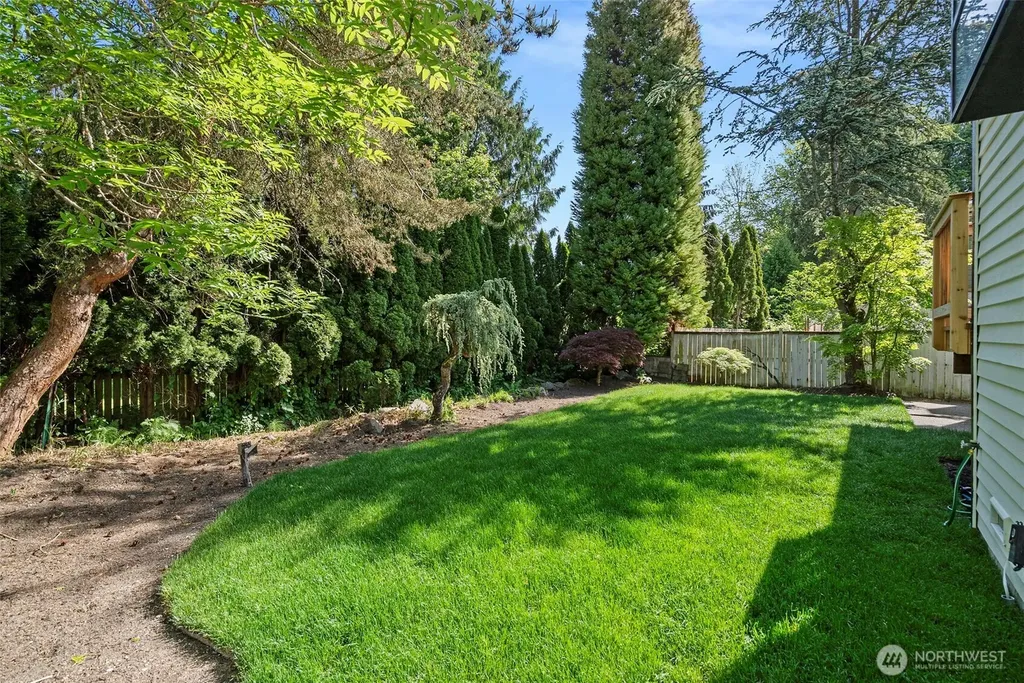 1116 NE 150th Court Shoreline WA 98155